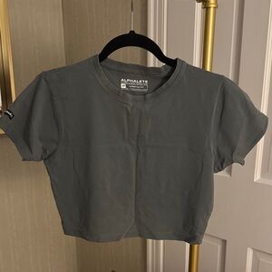 Alphalete Women's Charcoal Crop Top
